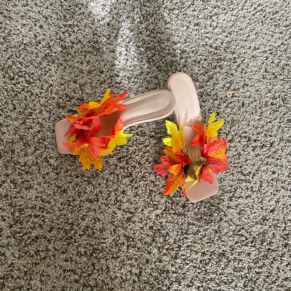 Sweet Fall Attraction  Heeled Sandal - Nude